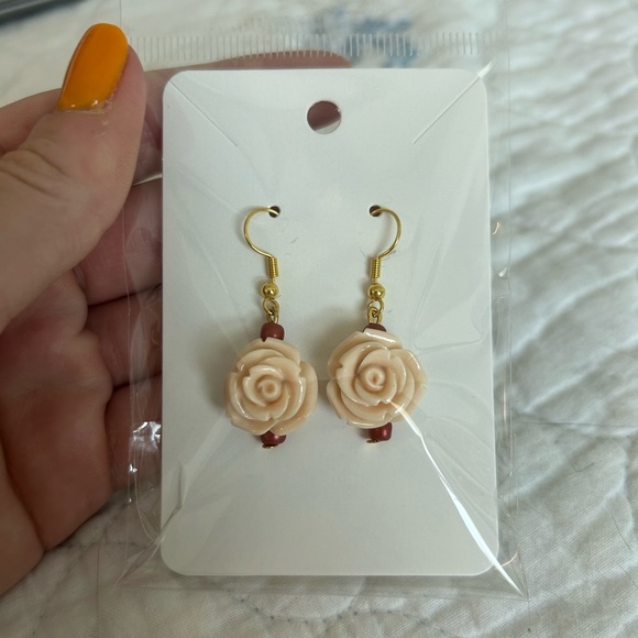 Handmade Rose Earrings - Picture 9 of 9
